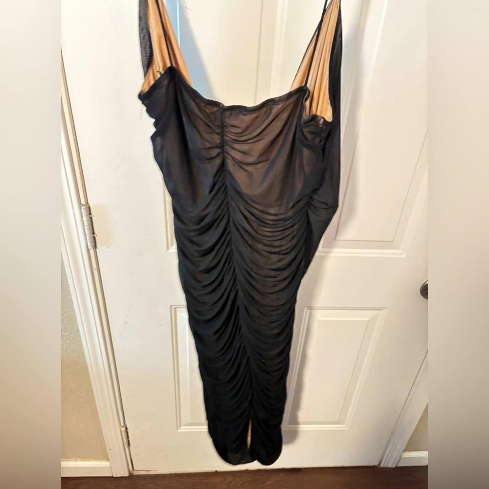 SHEIN 3 X  Elegant Black Ruched Dress